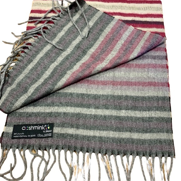 Cashmink by V. Fraas Striped Winter‎ Scarf - Picture 4 of 5